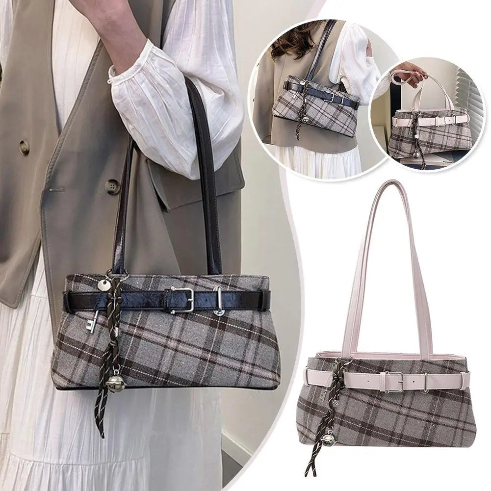 Fashion Karierte Umhängetasche mit Anhänger für Damen Retro Kleine Tragetasche Vielseitige und lässige Handtasche für Pendler